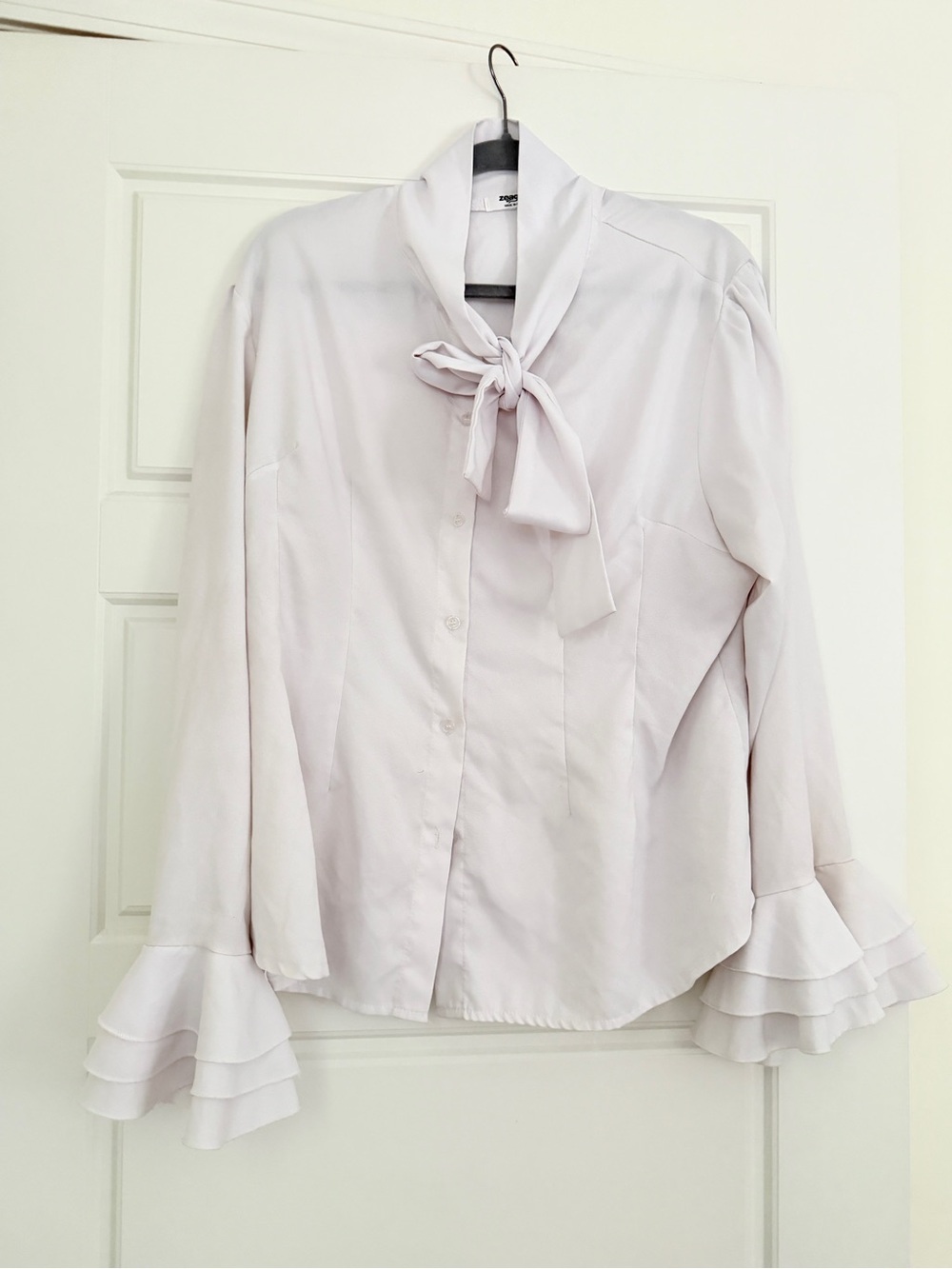 zeagoo white Tie-Neck Blouse with Layered Ruffle Cuffs
